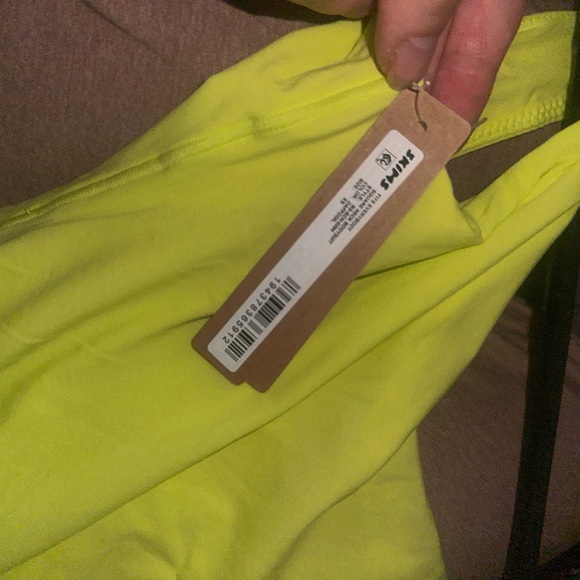 NWT SKIMS Fits Everybody Square Neck Bodysuit - Picture 7 of 8